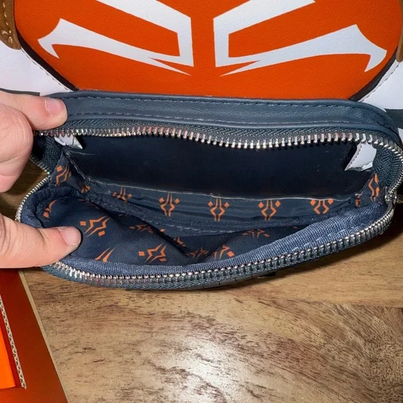 NEW! MUST GO: Loungefly Star Wars Ahsoka Mini Backpack - Picture 3 of 4